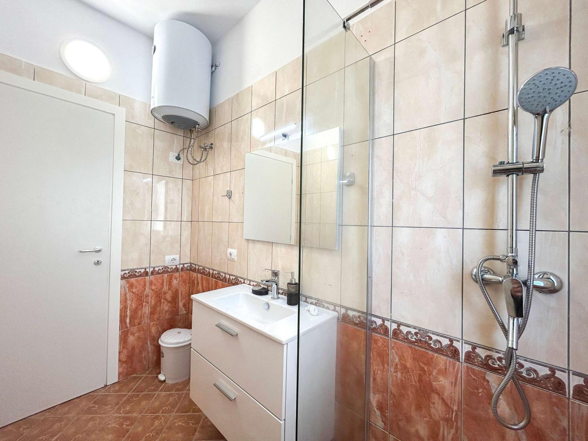Lada 756 Apartamento *